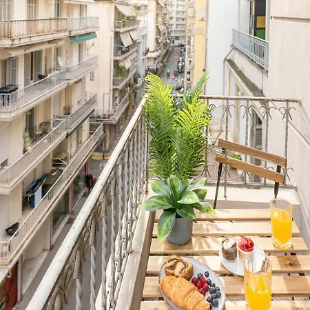 Apartment Refined Urban Stay,heart Of The Thessaloniki
